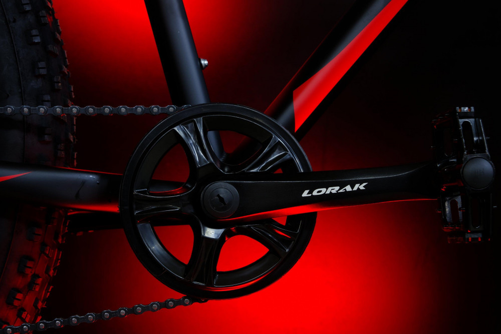 LORAK FAT Safe 26 Матовый Чёрный/Красный рама 19 (на рост 171-182)